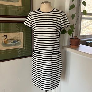 Lauren Ralph Lauren short sleeve pocketed dress